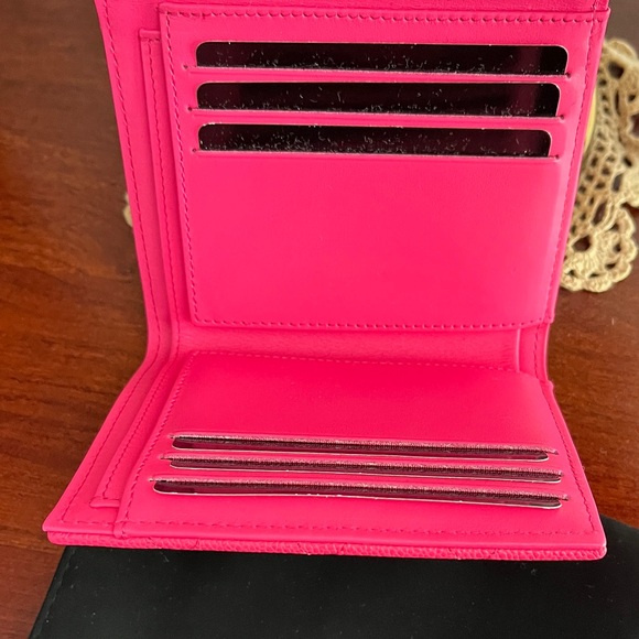 CHANEL Fuchsia Quilted Leather Wallet - Picture 3 of 5